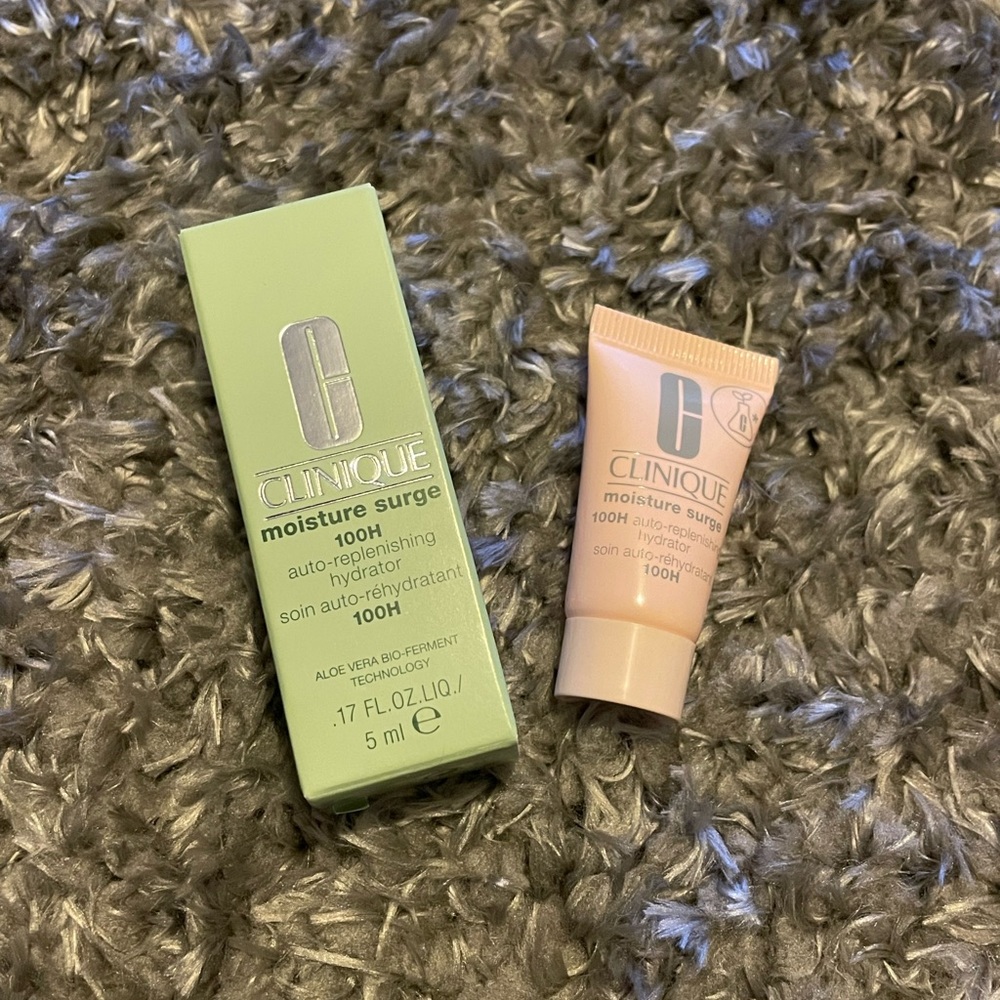 Clinique moisture surge 100h mini